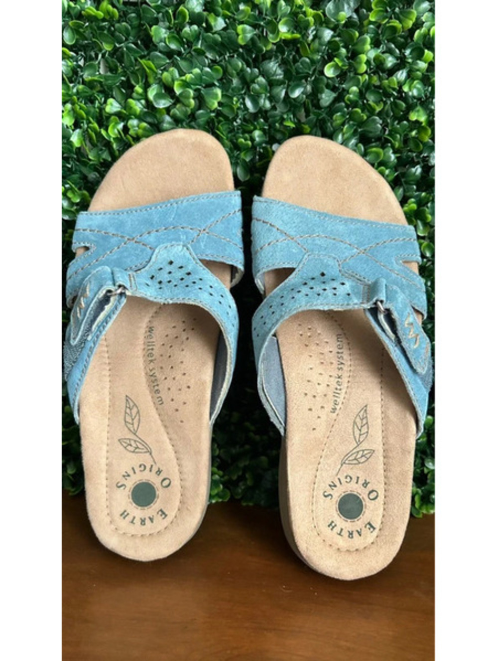 Earth Origins Savoy Shantel Blue Suede Slide Sandals Women's Size 7M